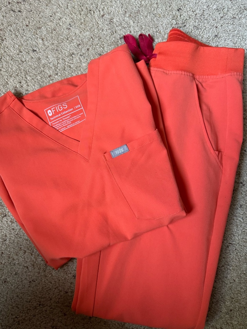 Figs Coral-Orange Scrub Set - V-Neck Top & Elastic Waist Pants
